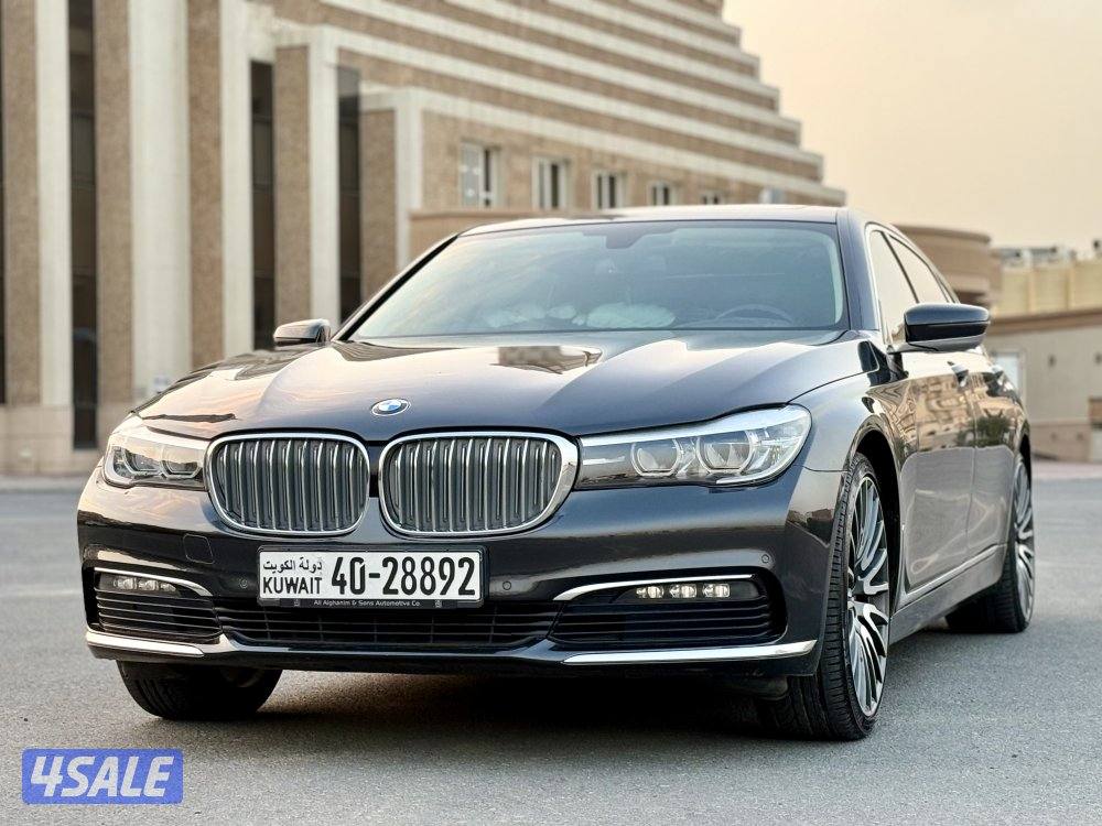 بحالك ممتازه صبغ الوكالة موديل ٢٠١٦ ونظيفة عداد ٨٩ الف تواير حديده6