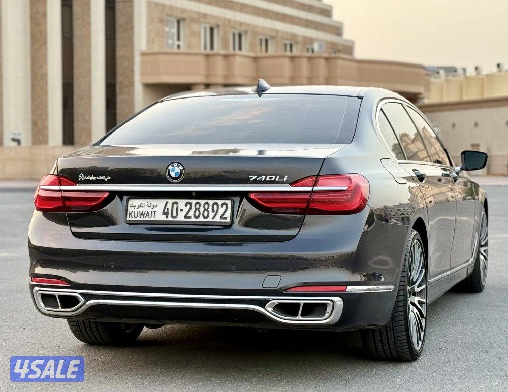 بحالك ممتازه صبغ الوكالة موديل ٢٠١٦ ونظيفة عداد ٨٩ الف تواير حديده7