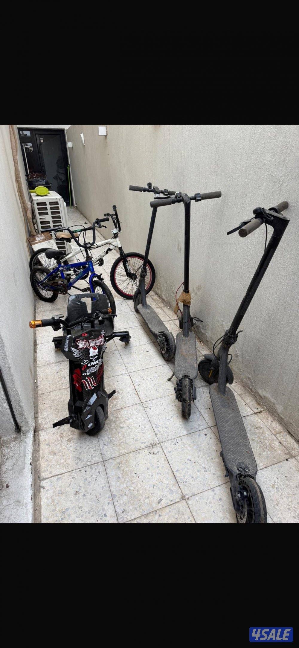 للبيع ثلاث سكوترات و سكوترين درفت وقارين0