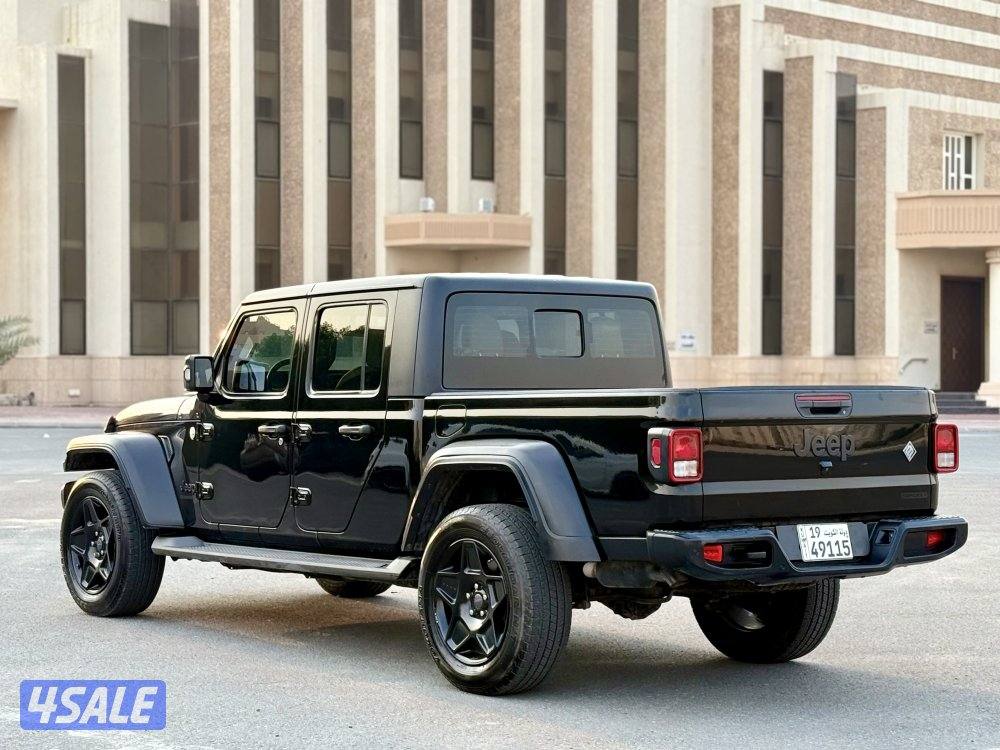 موديل 2020 سيرفيس منتظم  عداد 82 الف صبغ الوكالة1