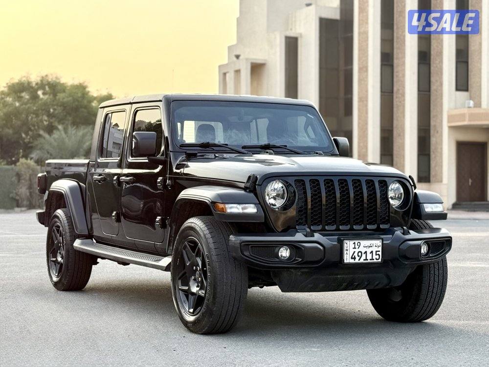 موديل 2020 سيرفيس منتظم  عداد 82 الف صبغ الوكالة2