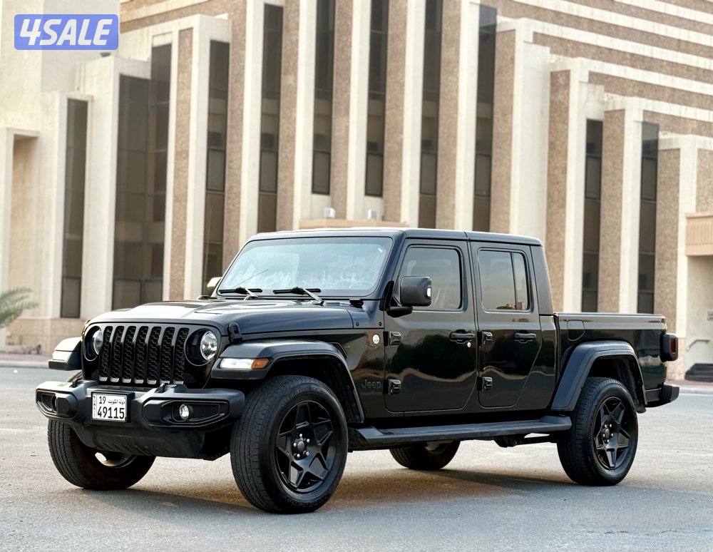 موديل 2020 سيرفيس منتظم  عداد 82 الف صبغ الوكالة4