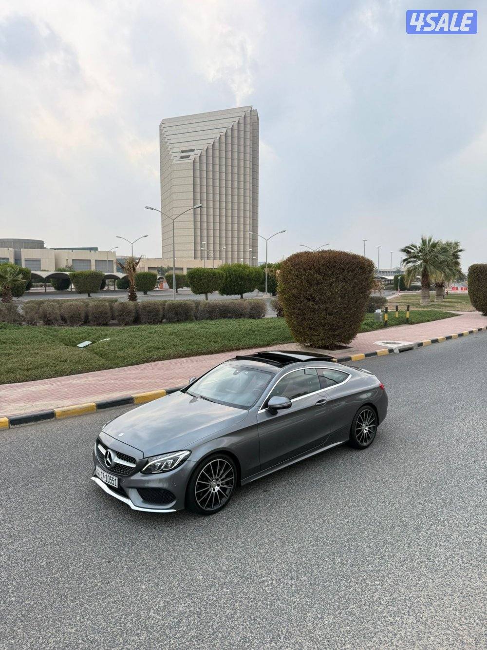 المالك الاول شرط الفحص والنظافه موديل 2017 C300 كوبيه2