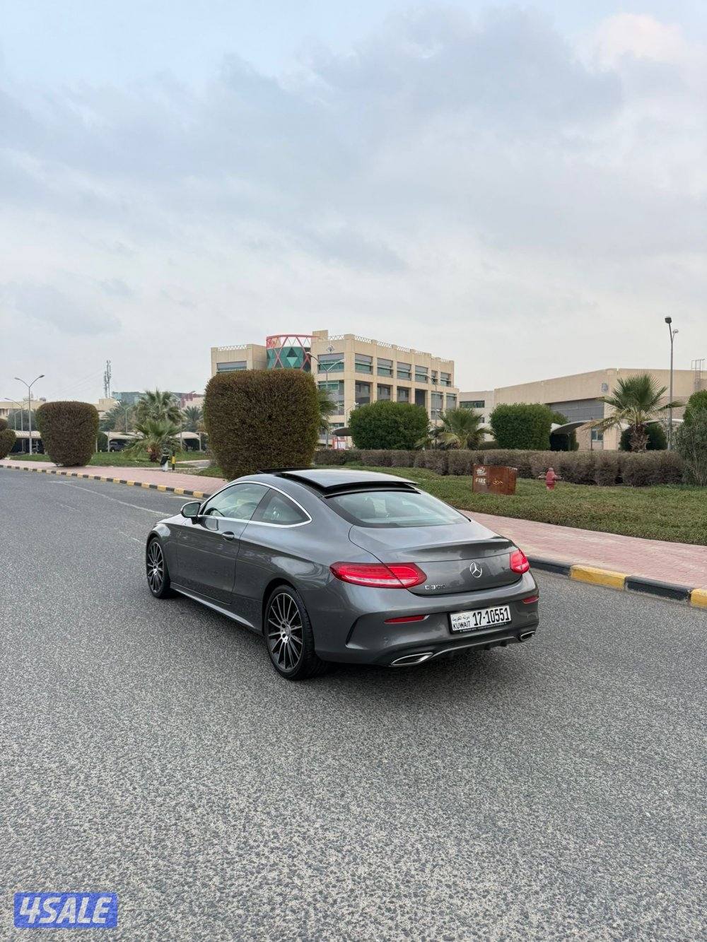 المالك الاول شرط الفحص والنظافه موديل 2017 C300 كوبيه3