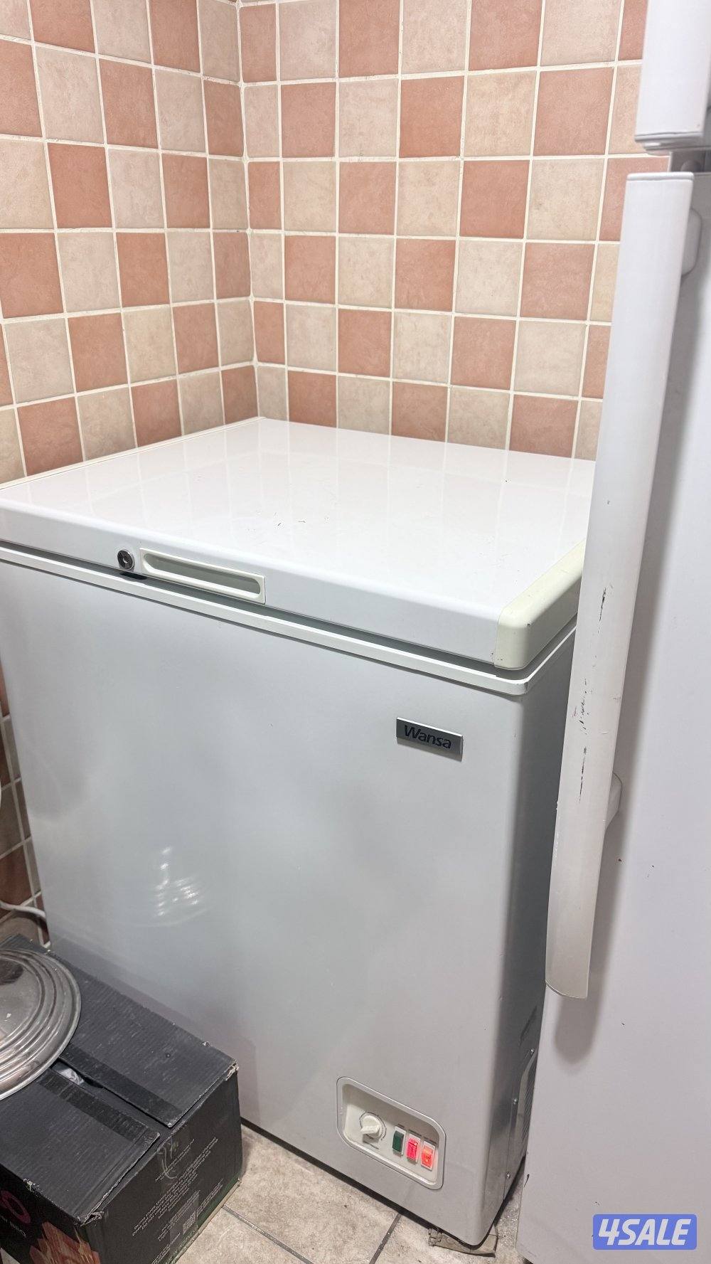 فريزر صغير مستعمل0