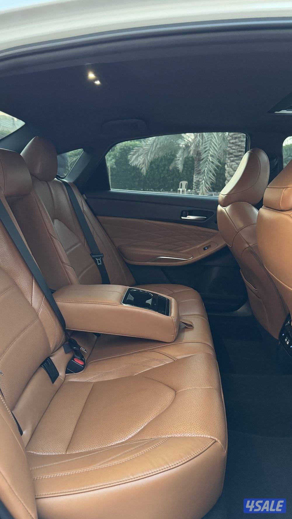 للبيع افالون  Limited8