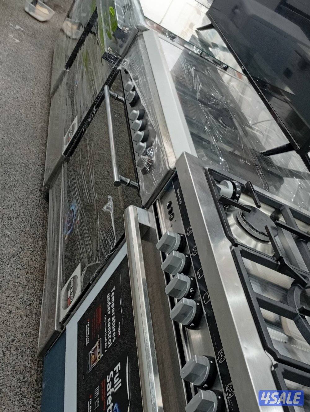 نبيه وانا اشتري جميع اغراض البيوت بما يعني ثلاجات وغسالات وجلايات وبرا7