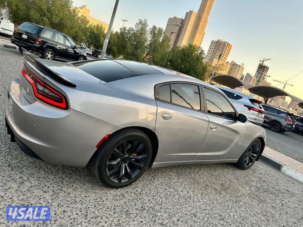 للبيع دوج تشارجر موديل 20180