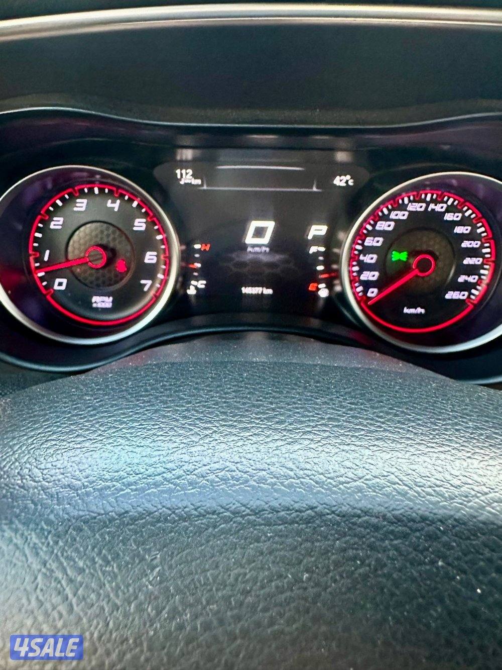 للبيع دوج تشارجر موديل 20188