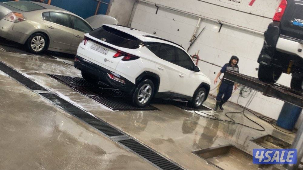 هونداي توسان موديل 2022  شرط الفحص ماشي 99 الف  صبغ الوكاله عاد قطعتين0