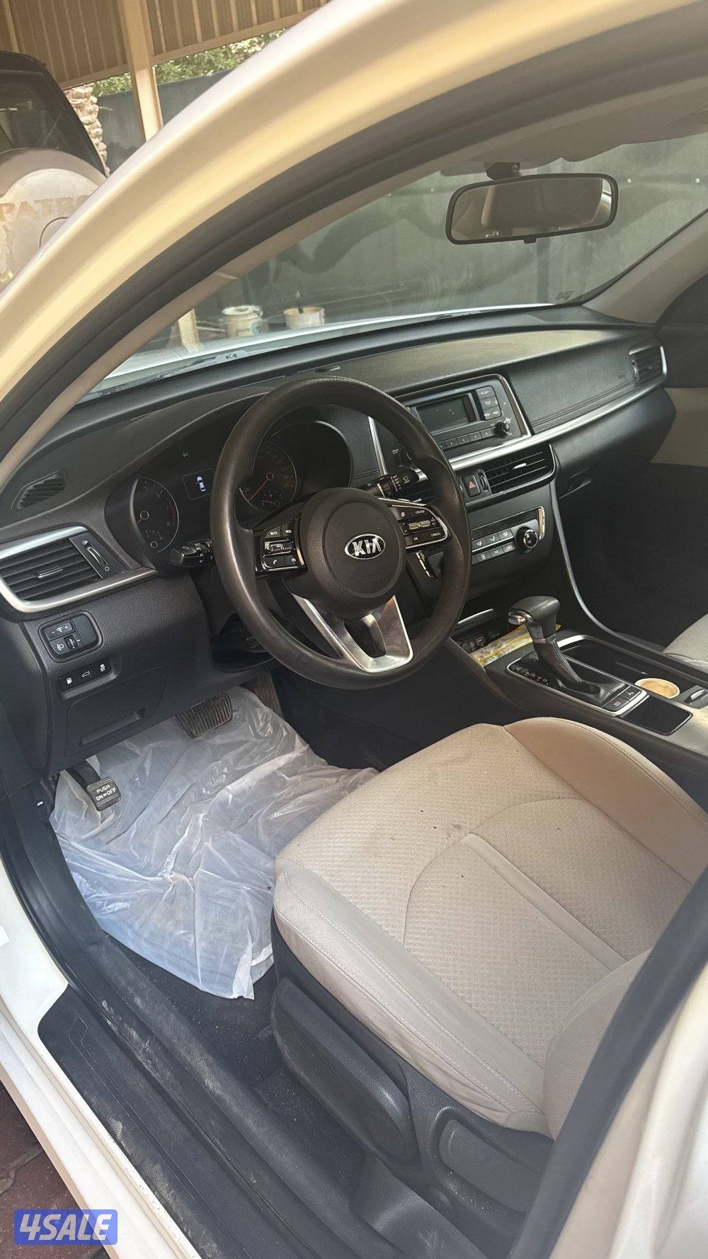 كيا 2020 صبغ الوكالة عدا قطعه شرط الفحص وحده ماشي 1450