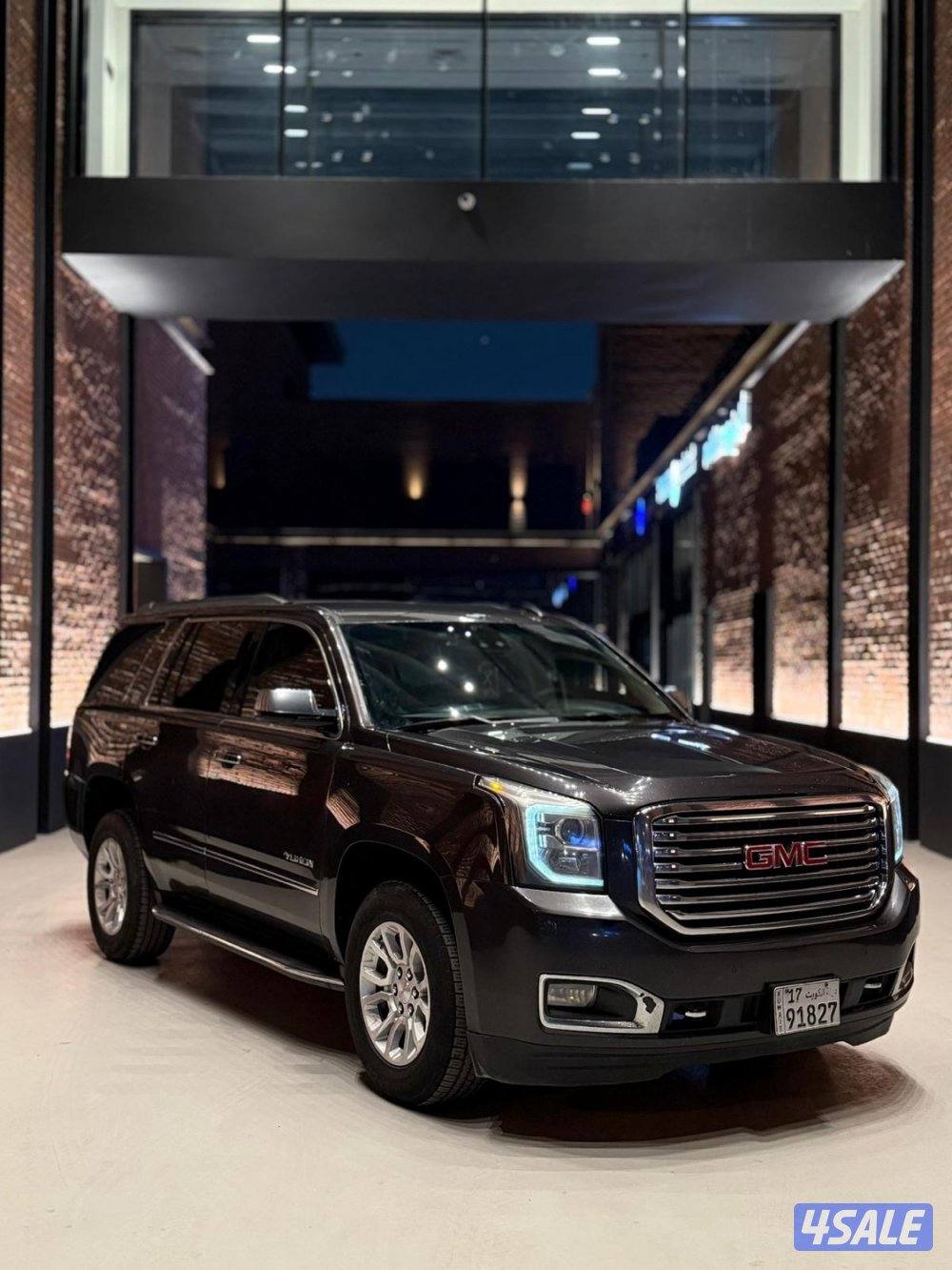 للبيع يوكن 2018 SLT0