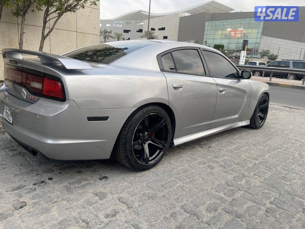 Charger 2014 RT plus4