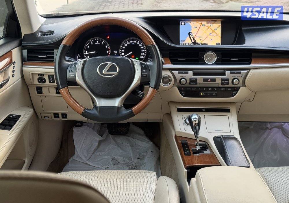 لكزس ES250 الساير 2015 عداد 87 ألف كامل المواصفات4