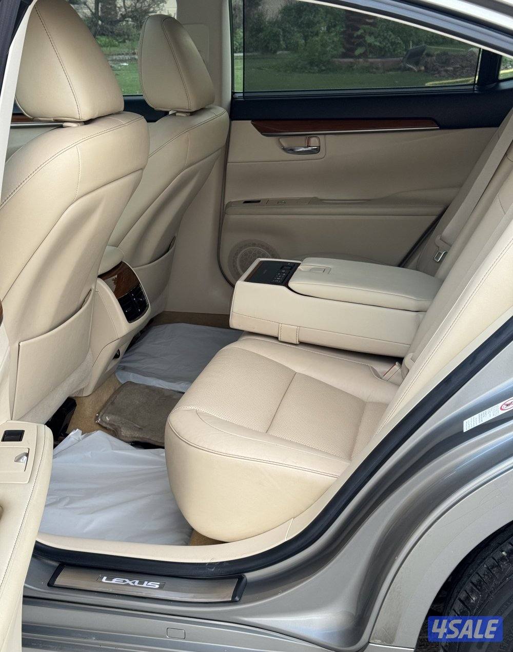 لكزس ES250 الساير 2015 عداد 87 ألف كامل المواصفات6