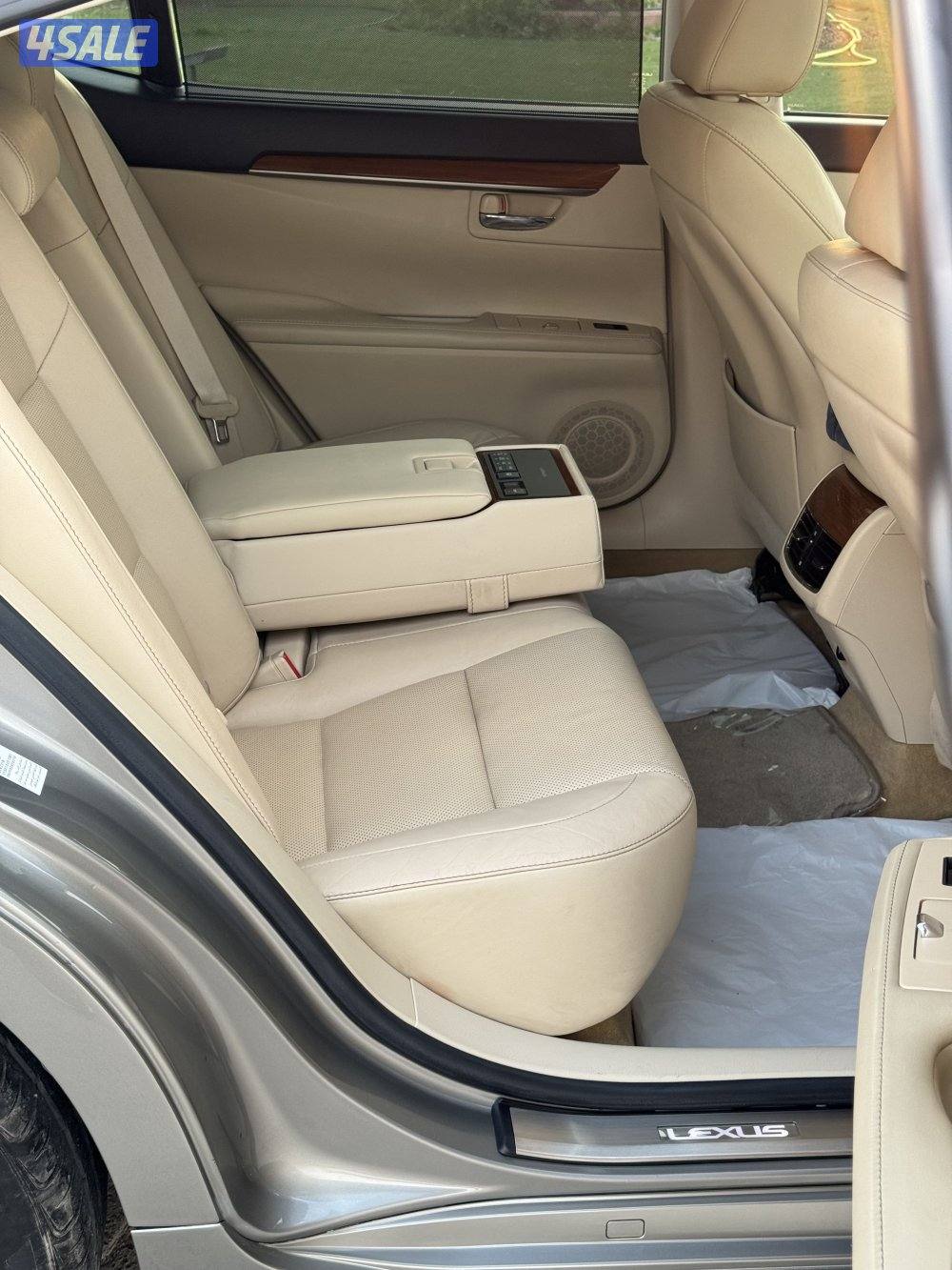 لكزس ES250 الساير 2015 عداد 87 ألف كامل المواصفات7