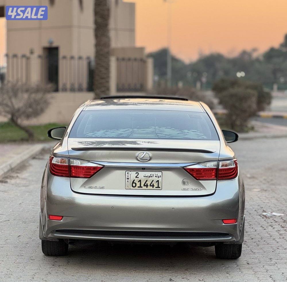 لكزس ES250 الساير 2015 عداد 87 ألف كامل المواصفات8