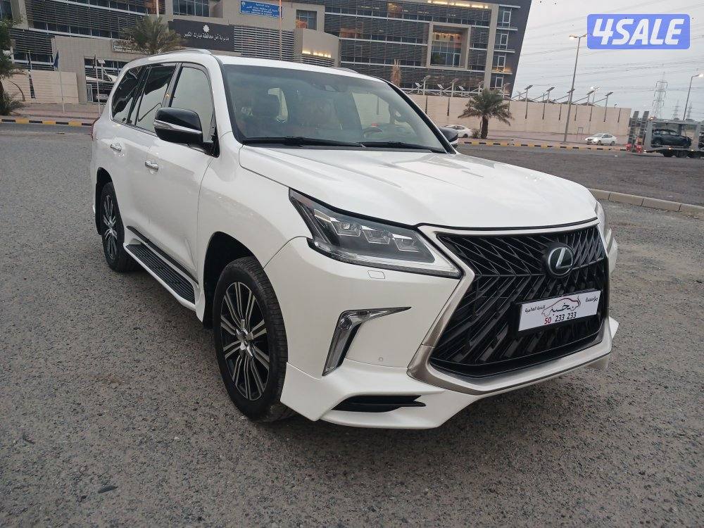 جيب لكزس LX570 موديل 2016 الدرجة الاولي1