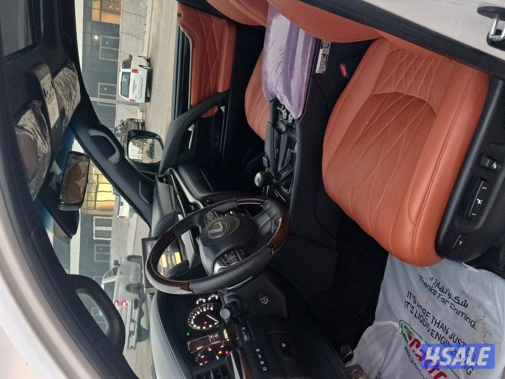 جيب لكزس LX570 موديل 2016 الدرجة الاولي7