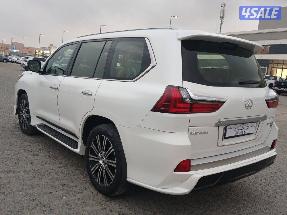 جيب لكزس LX570 موديل 2016 الدرجة الاولي6