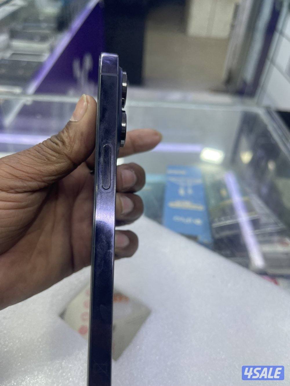 Apple iPhone 14 Pro Max 256 Gb battery 865