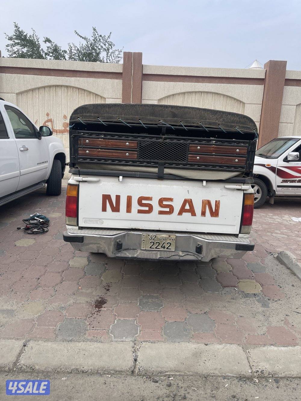 وانيت نيسان 1995 شرط الفحص قير مكينه شاصي بدي 3 قطع من غير حوادث3