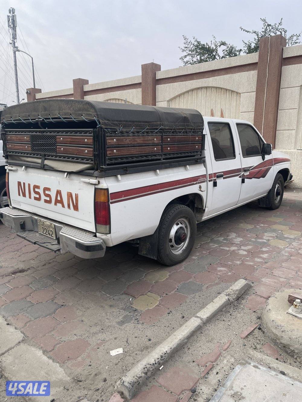 وانيت نيسان 1995 شرط الفحص قير مكينه شاصي بدي 3 قطع من غير حوادث9
