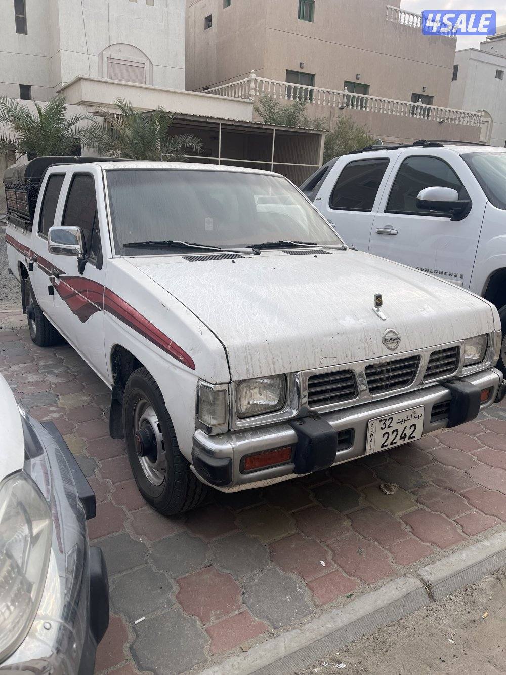 وانيت نيسان 1995 شرط الفحص قير مكينه شاصي بدي 3 قطع من غير حوادث10