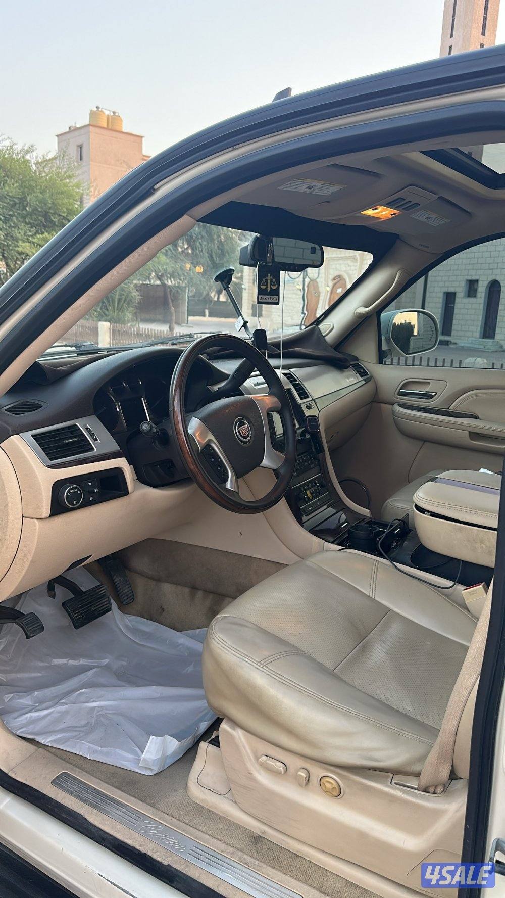 اسكاليد 2008 بيعه سريعه7