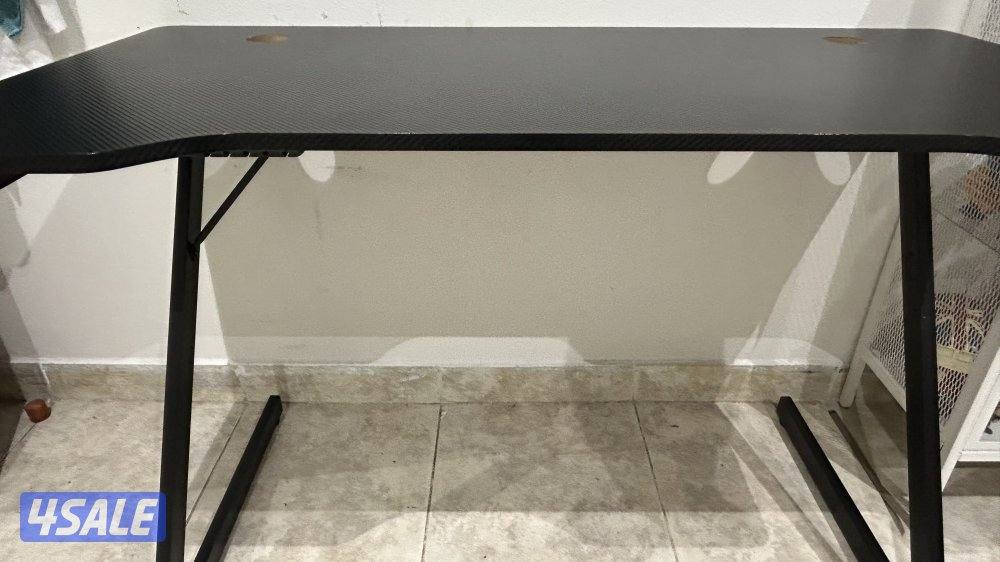 طاولة قيمنق Gaming desk0
