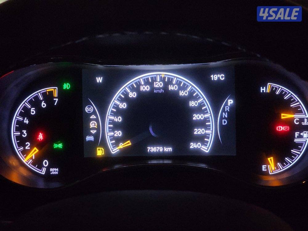 غراند شيروكي ليميتد ٦ سلندر موديل 2021 عداد 73ألف سرفس منتظم شرط الفحص11