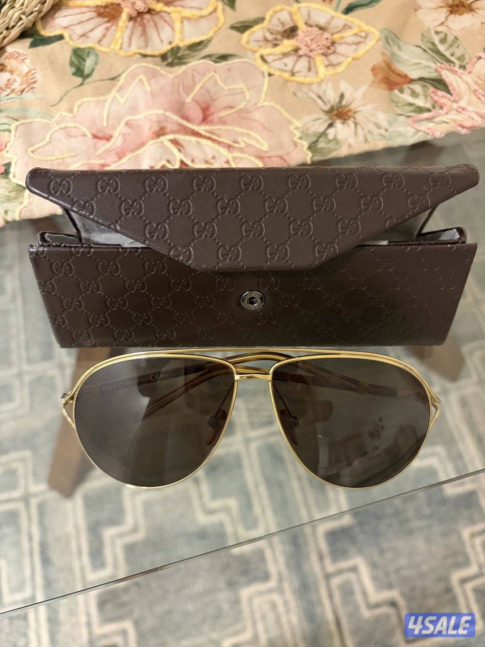 للبيع نظاره قوتشي مستعمله شبه جديده اصليه0