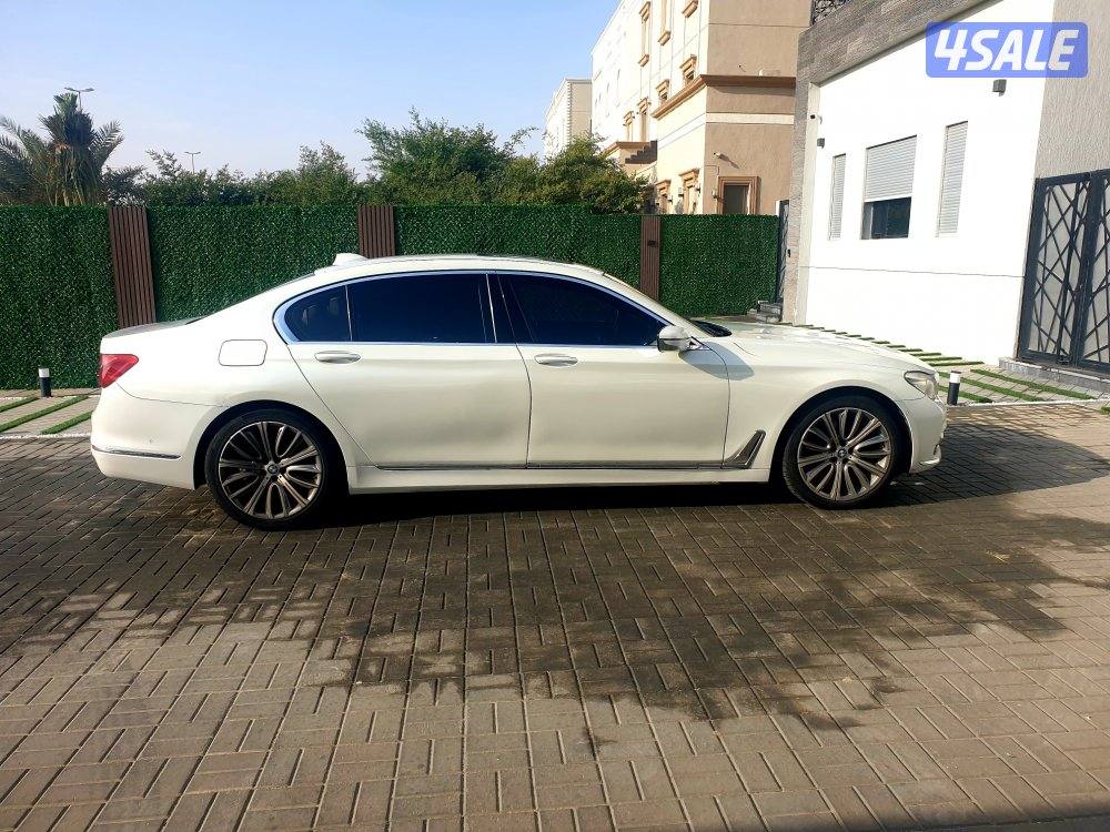 للبيع BWW - حجم 740Li - موديل 2017 - وارد الغانم7