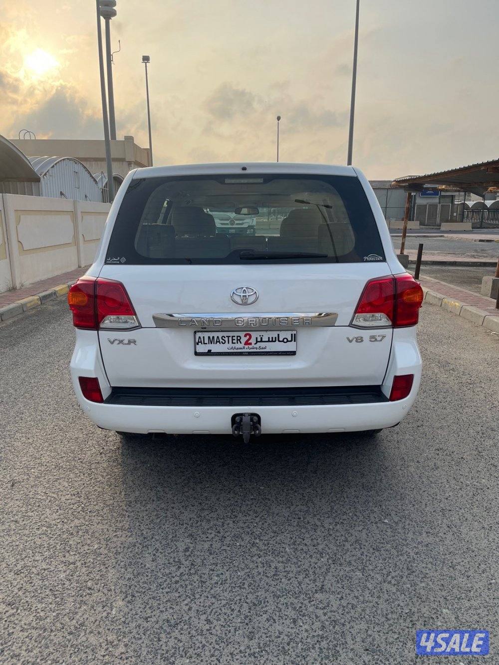 لاند كروز VXR وارد قطر فحص جير مكينه شاصي البدي جزء في باب الدبه5