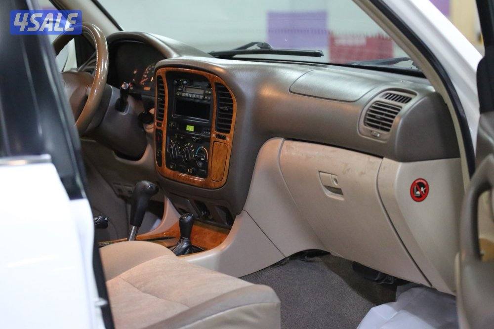 قمه بالنظافه بالحالة وكاله ٢٠٠١2