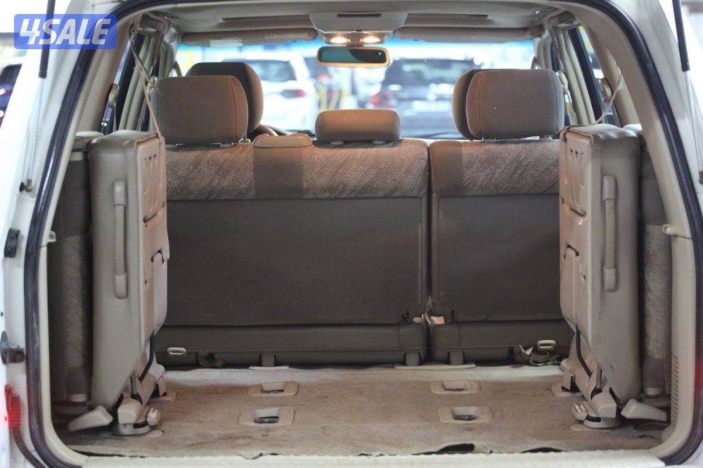 قمه بالنظافه بالحالة وكاله ٢٠٠١5