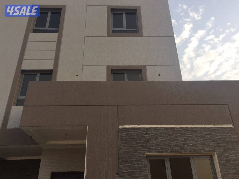 سوبر ديلوكس وشتر ق 2 
٣ غرف منهم ١ ماستر + غرفه خدمه وحمامها + ٢ موقف6