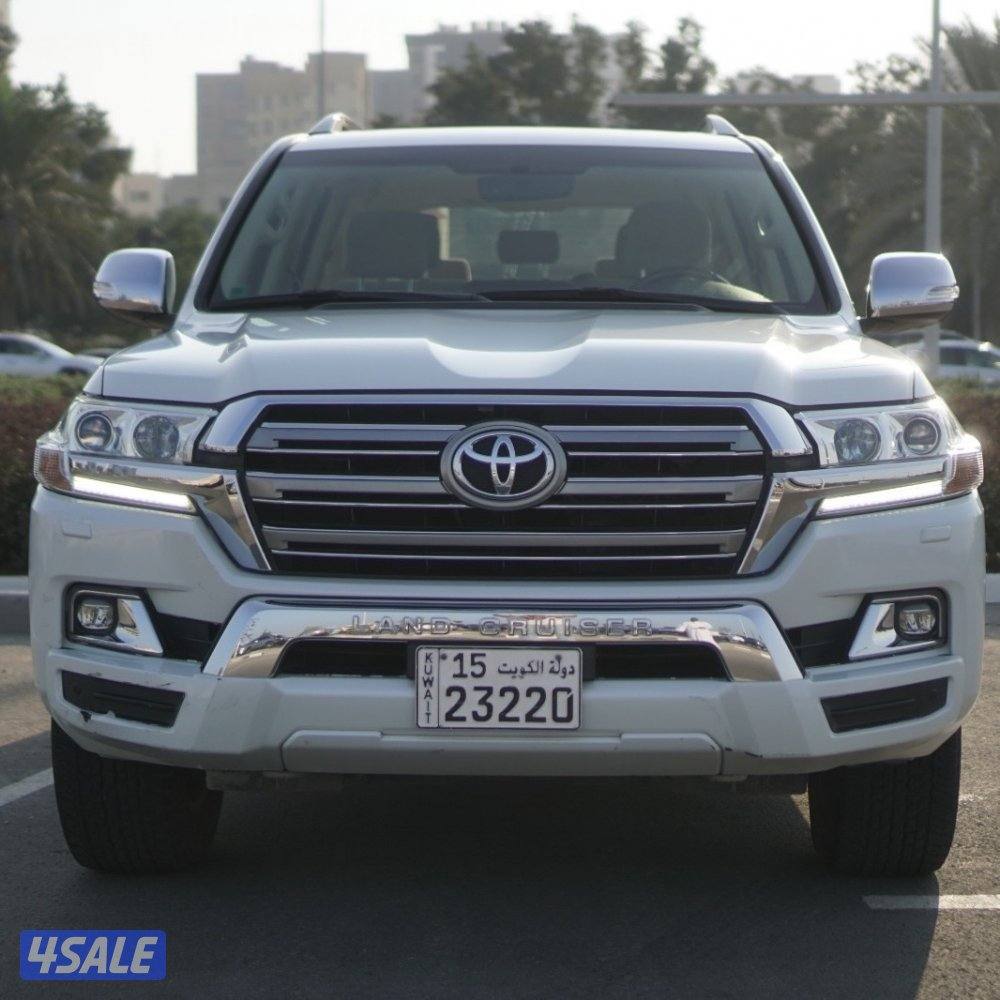 لاند كروزر GXR1