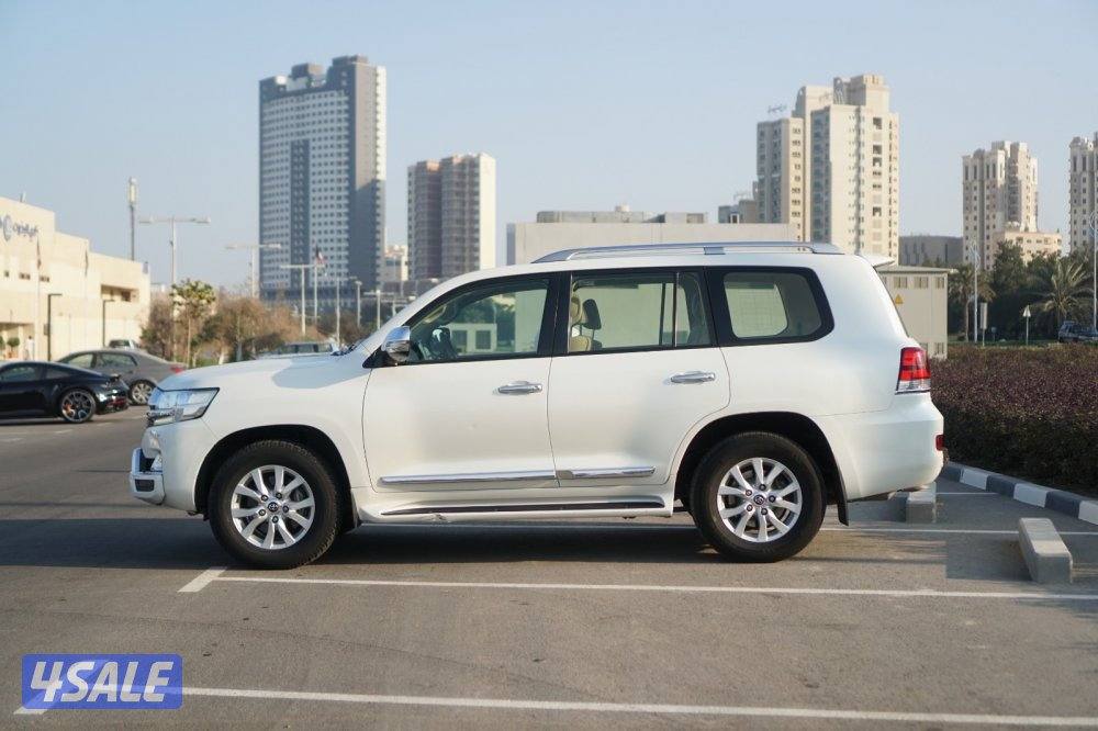 لاند كروزر GXR4