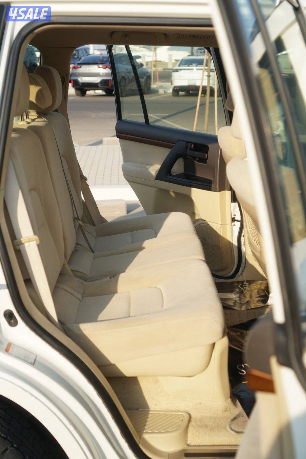 لاند كروزر GXR8