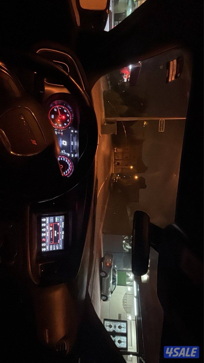 للبيع شارجر 2019 شرط الفحص (قير-مكينة-شاصي) صبغ الوكالة بالكامل معدا14