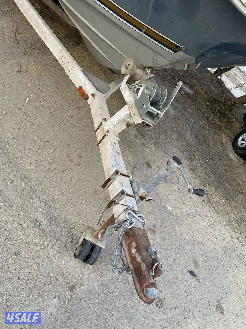 طراد ماكسم امريكي ١٨4