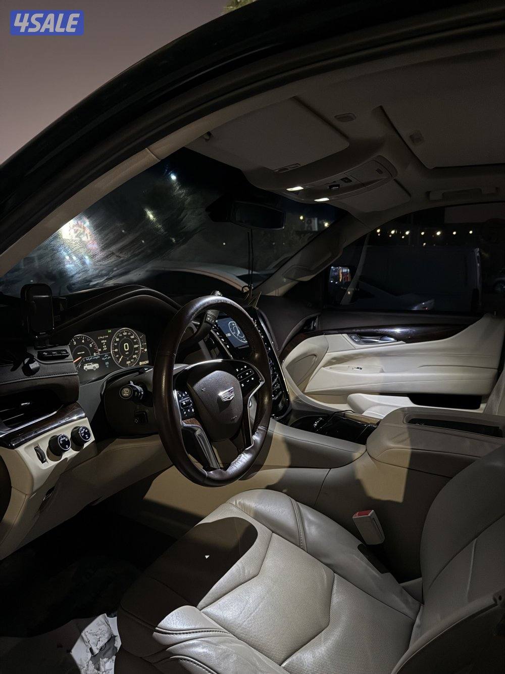 للبيع اسكاليد شرط الفحص بالكامل صبغ الوكاله حمايه للبدي3