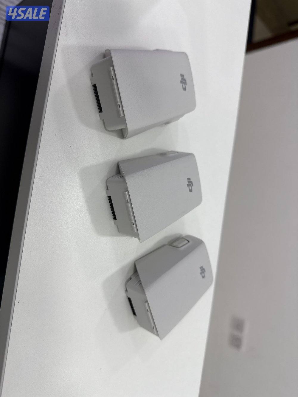 Dji Flip remote and batteries only2