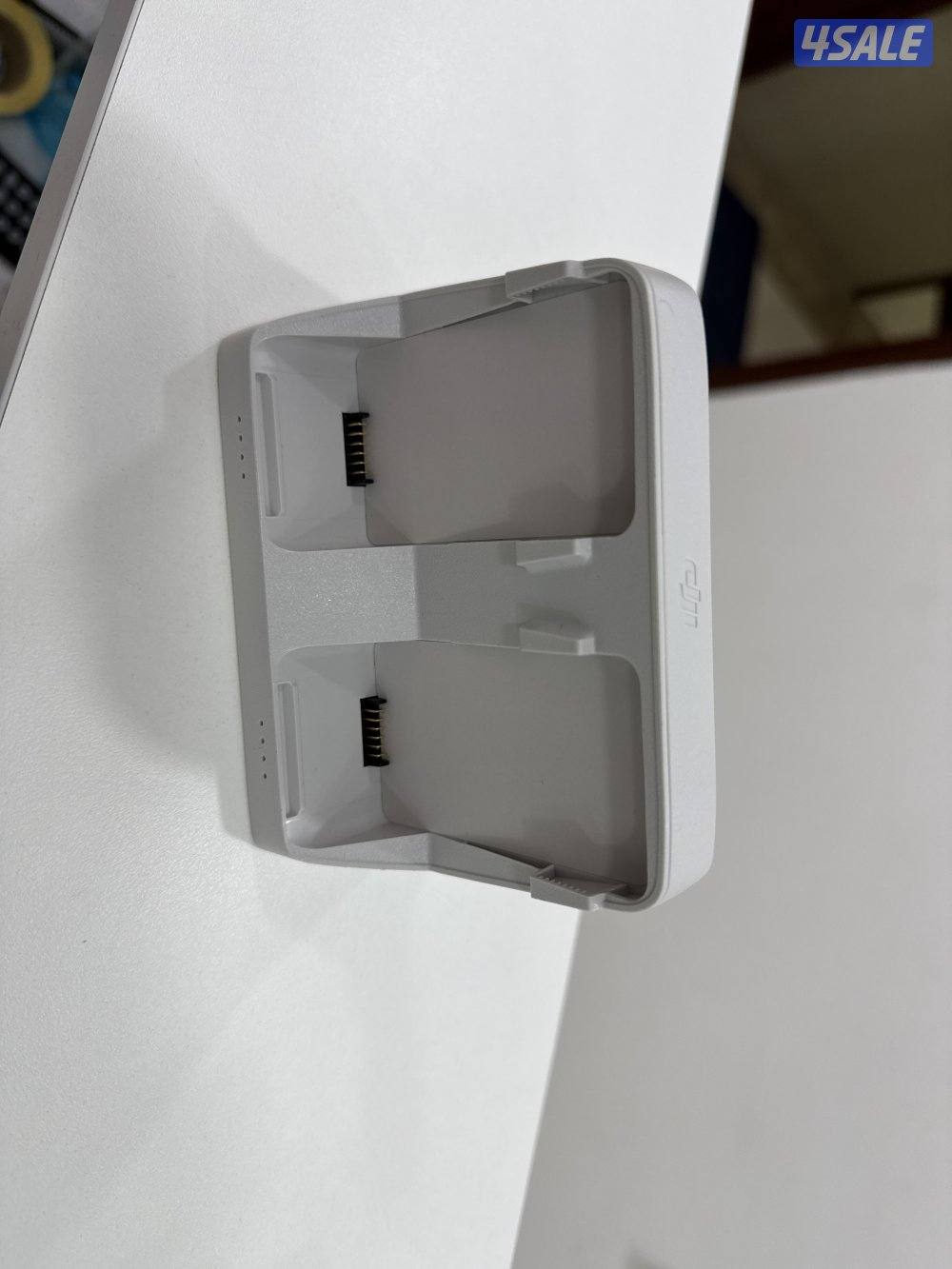 Dji Flip remote and batteries only3