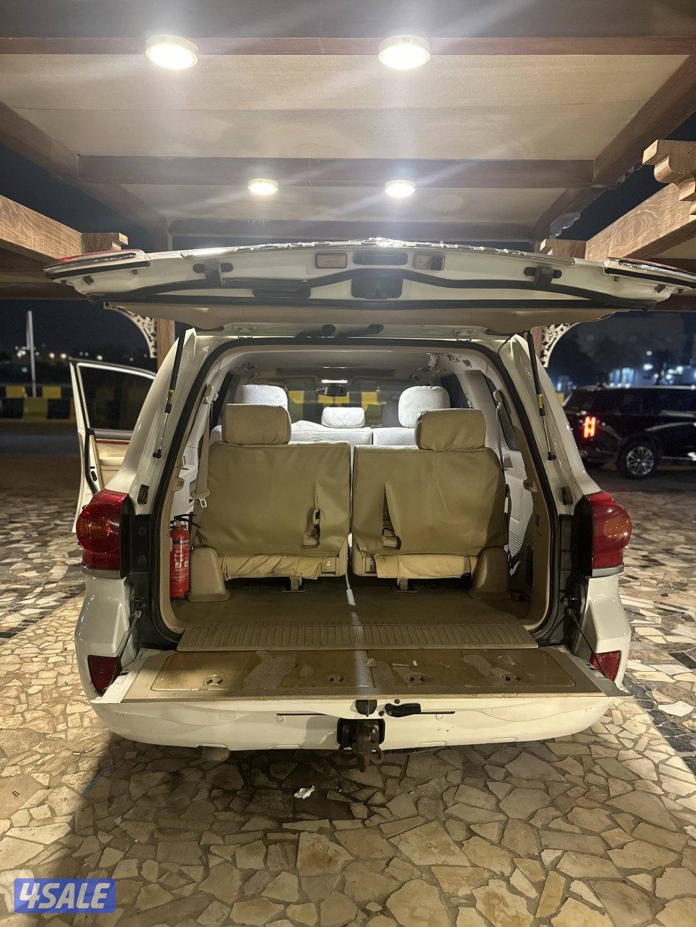 للبيع شرط الفحص يوجد اصباغ متفرغه يوجد  تشغيل عن بعد5