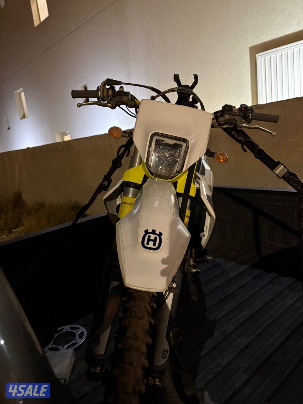 للبيع هاسكافارنا 5010