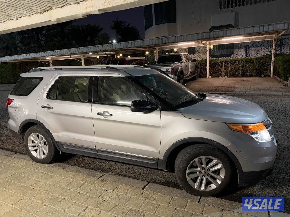 فورد اكسلبور  2014 ممشى127الف  سليم مافيها شي دقه سلف    شرط الفحص1