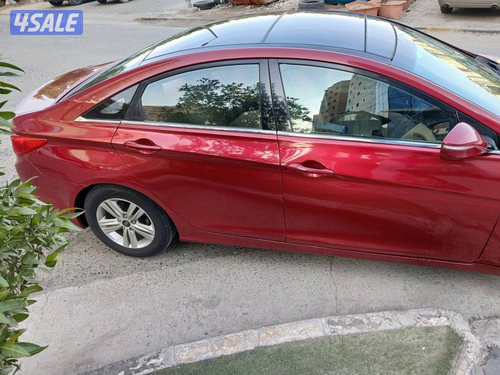 للبيع هيونداي سوناتا كامل المواصفات بنوراما بحالة ممتازة6