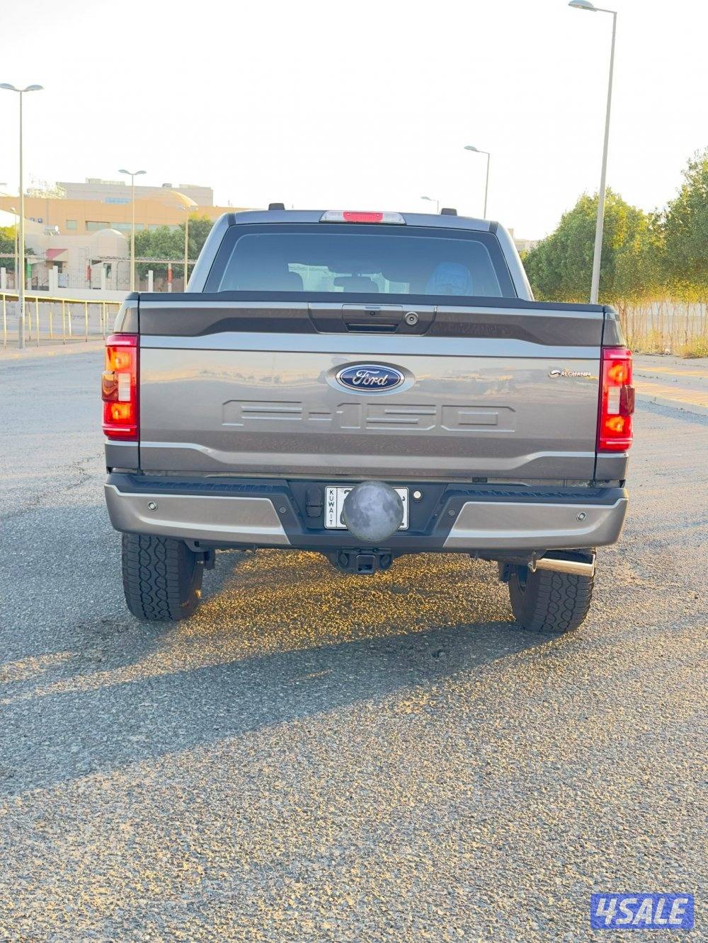 للبيع وانيت فورد FX42